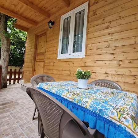 Camping Onda Azzurra 호텔 오르토나 외부 사진