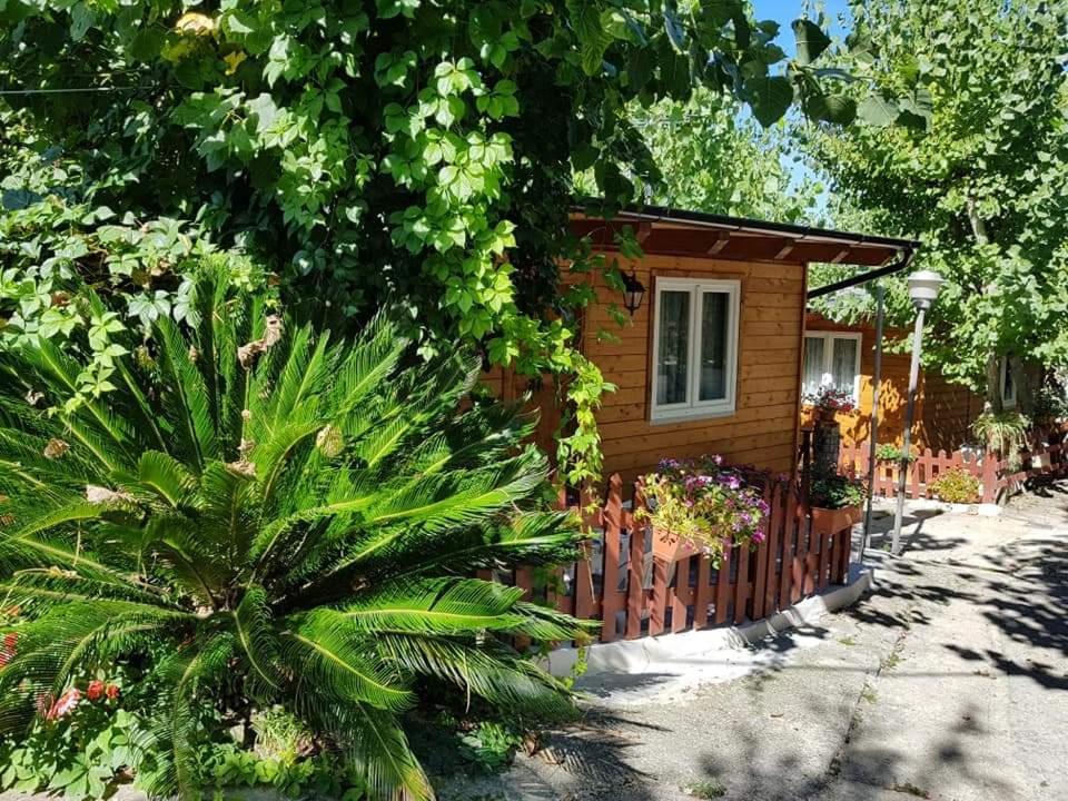 Camping Onda Azzurra 호텔 오르토나 외부 사진
